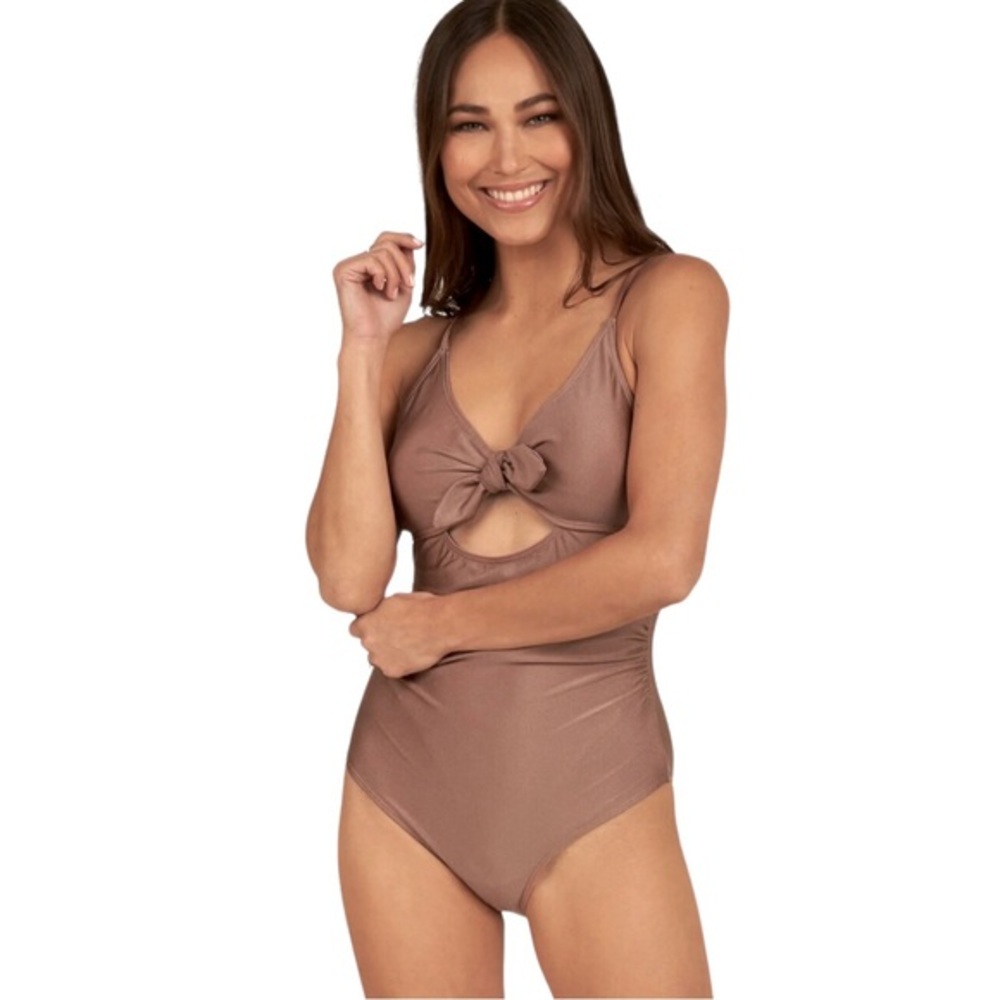 Rylee + Cru Key Hole One Piece Mulberry Shimmer